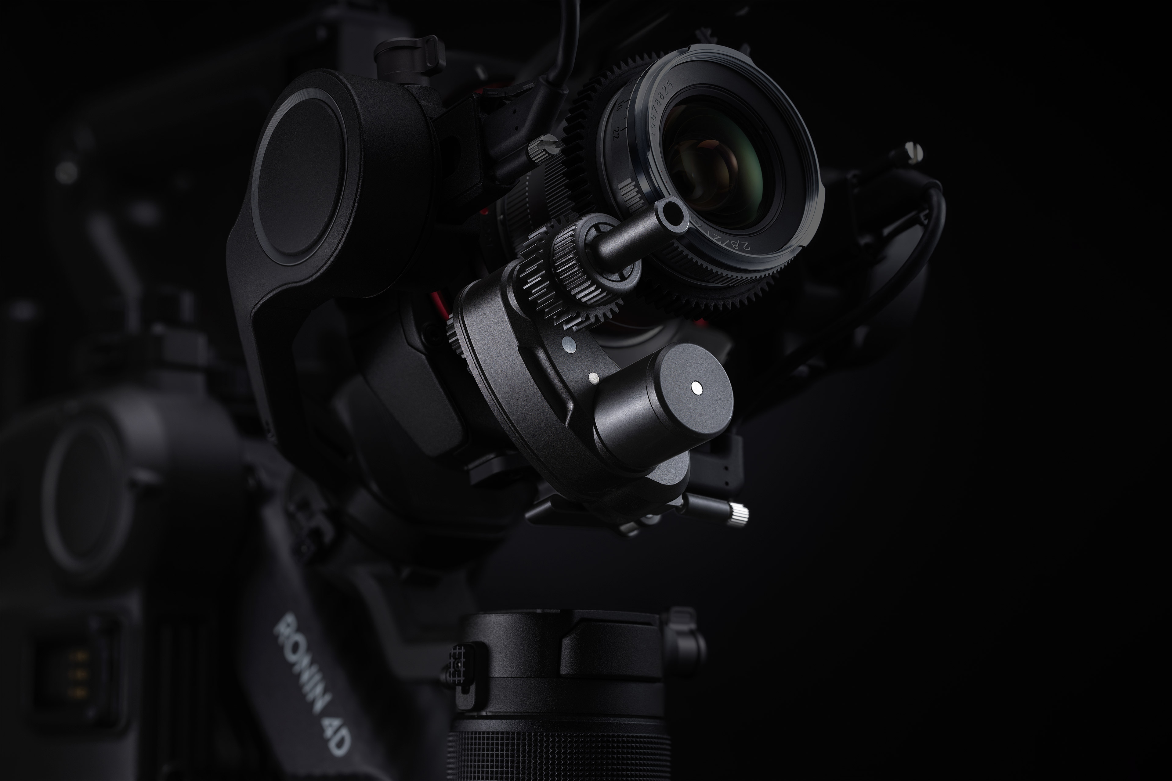 fixed telephoto lens