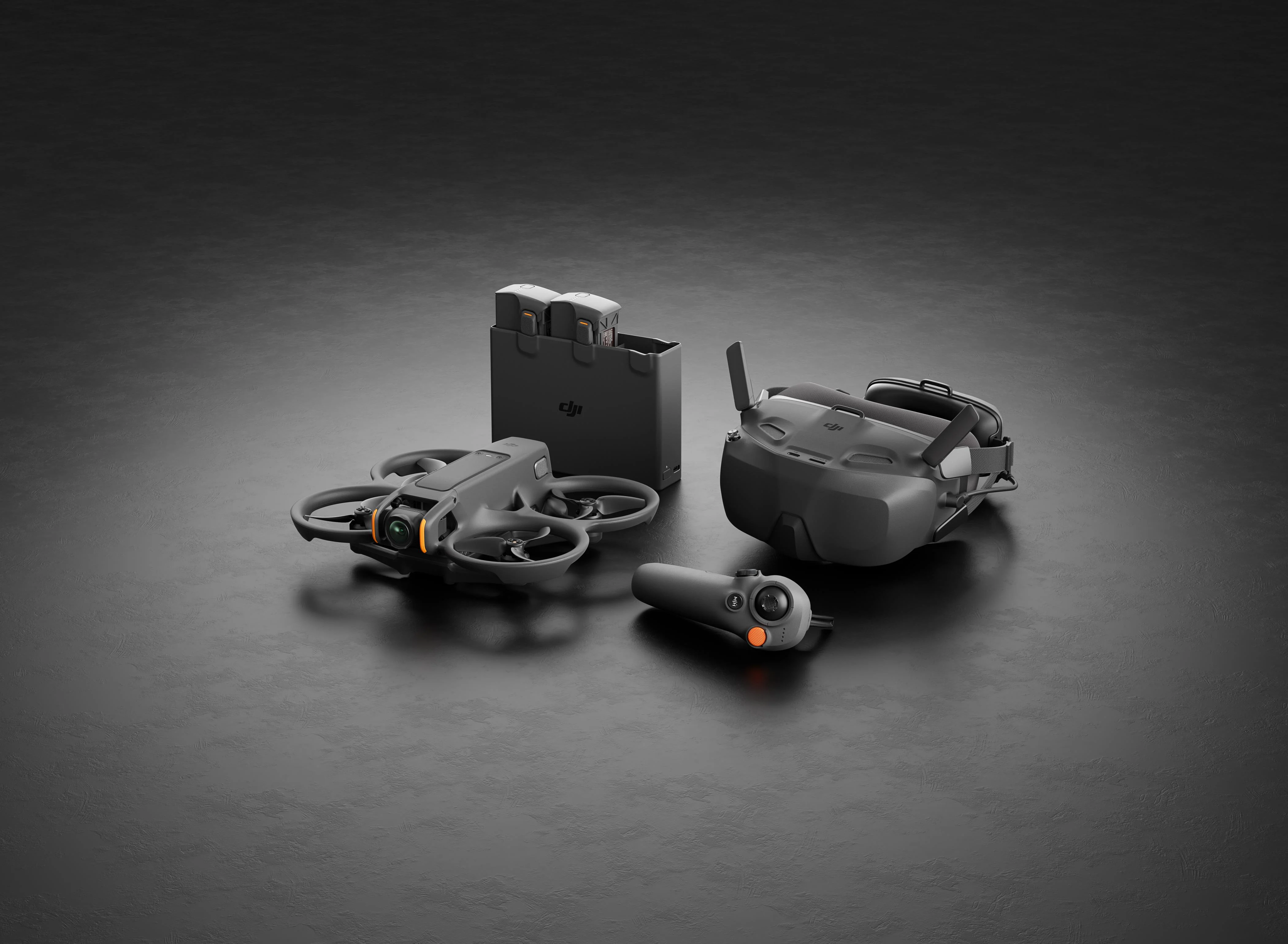 DJI Avata 2 Fly Smart Combo (Three Batteries) - 64 GB SD Kart Hediyeli