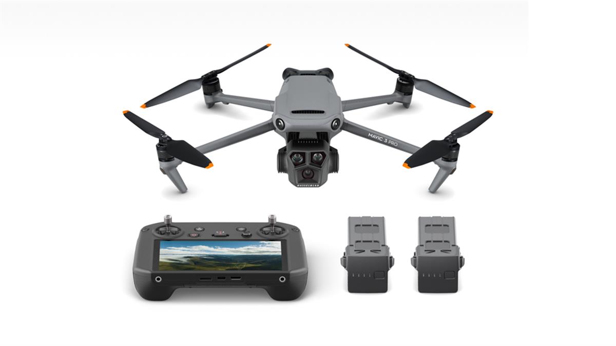 DJI Mavic 3 Pro Fly More Combo (DJI RC Pro) - 128 GB SD Kart Hediyeli